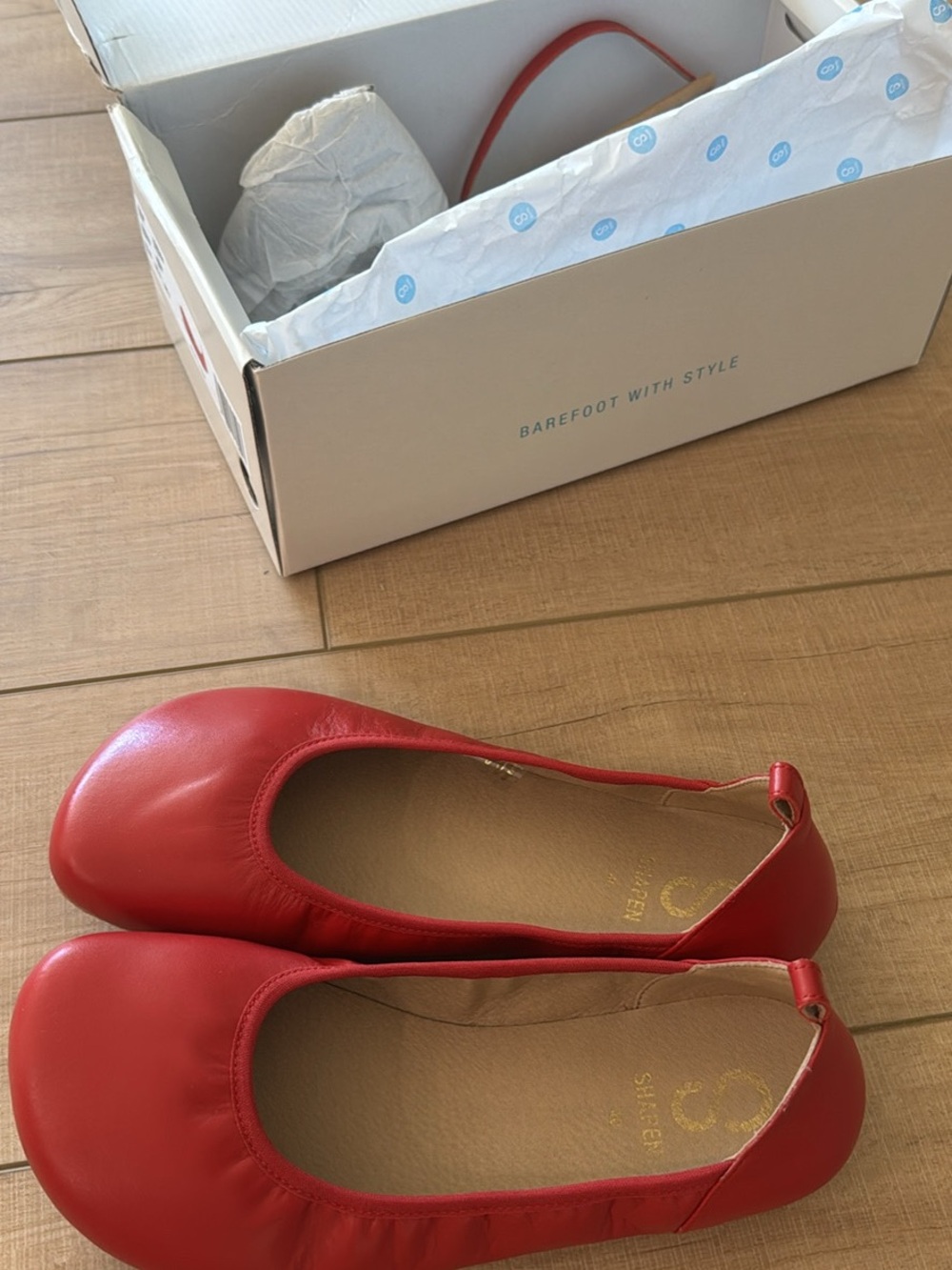 Shapen Barefoot Red Women’s Ballet Flats -